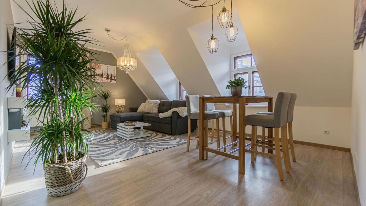 Altstadtapartment, 80 Qm,2 Schlafzimmer,Parkplatz,Netflix Cottbus Exterior foto
